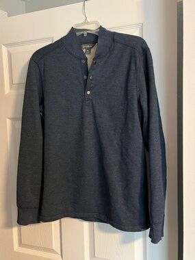 Men's size small Eddie Bauer Blue lined sherpa shirt